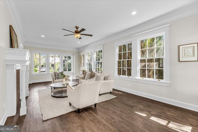 317 E 45th Street, Savannah, GA 31405