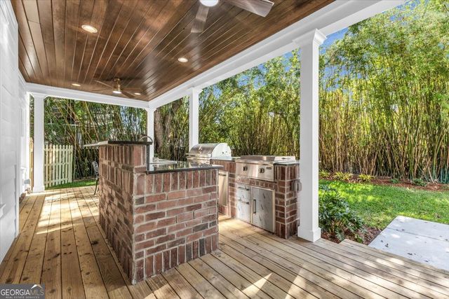 317 E 45th Street, Savannah, GA 31405