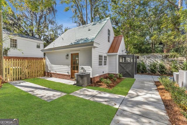 317 E 45th Street, Savannah, GA 31405