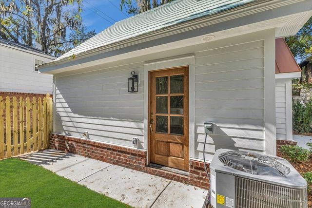 317 E 45th Street, Savannah, GA 31405