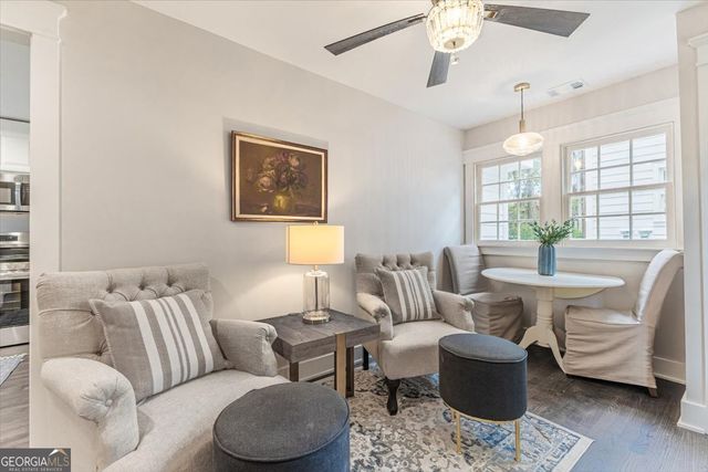 317 E 45th Street, Savannah, GA 31405