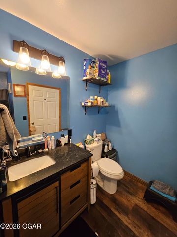 705 N Myrtle Street, Pierce City, MO 65723