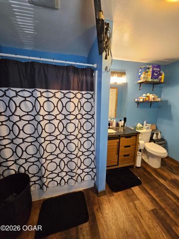 705 N Myrtle Street, Pierce City, MO 65723