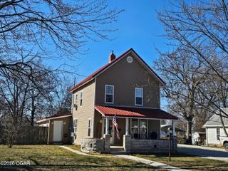 705 N Myrtle Street, Pierce City, MO 65723