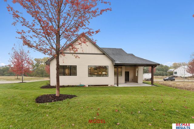 20145 W Street, Omaha, NE 68135