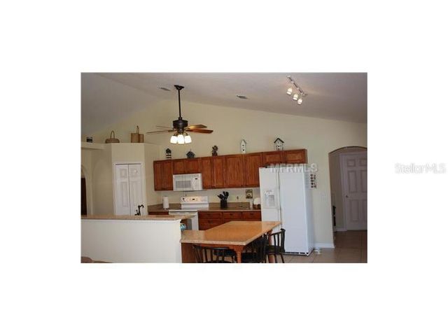 390 MEDALLION PLACE, Chuluota, FL 32766