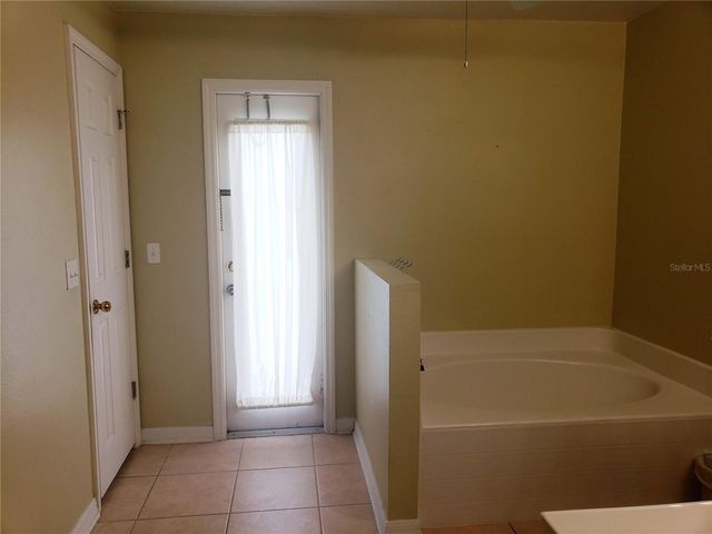 390 MEDALLION PLACE, Chuluota, FL 32766