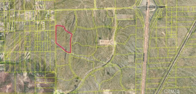 5700 30th St W, Rosamond, CA 93560