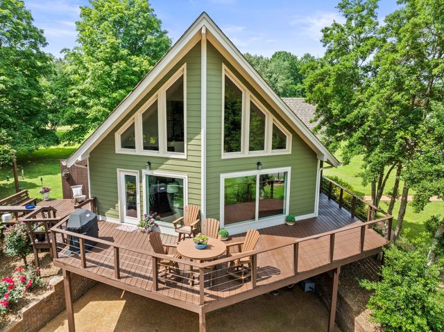 46 Willow Dr, Winchester, TN 37398