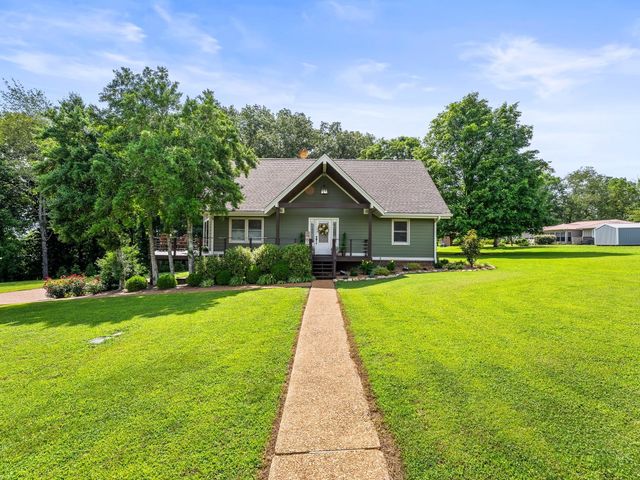 46 Willow Dr, Winchester, TN 37398