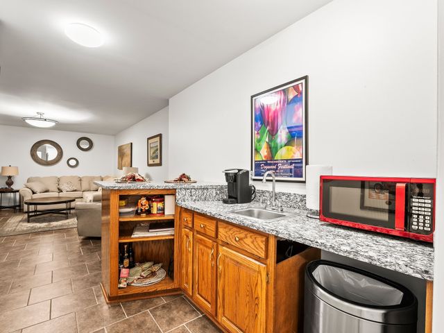 46 Willow Dr, Winchester, TN 37398