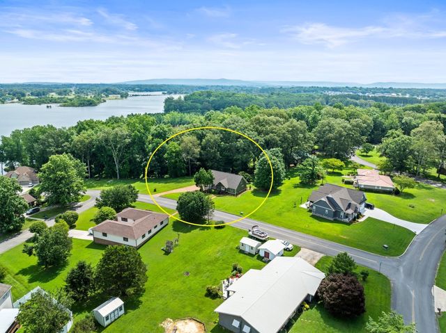46 Willow Dr, Winchester, TN 37398