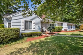 372 Heathcote Road, Scarsdale, NY 10583