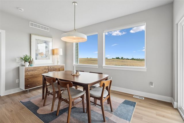 2924 Primrose Lane, Pella, IA 50219