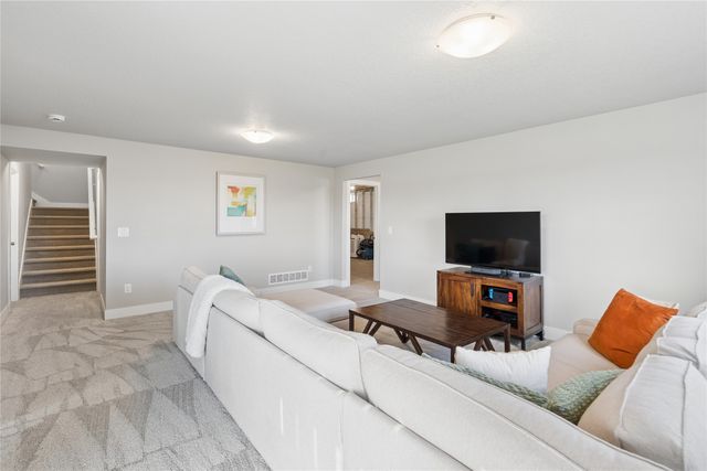 2924 Primrose Lane, Pella, IA 50219