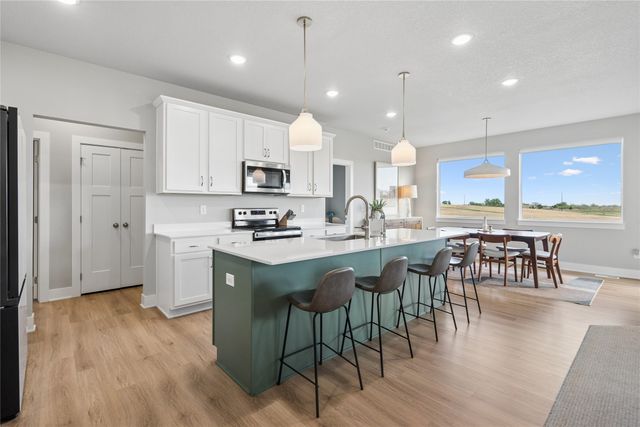 2924 Primrose Lane, Pella, IA 50219