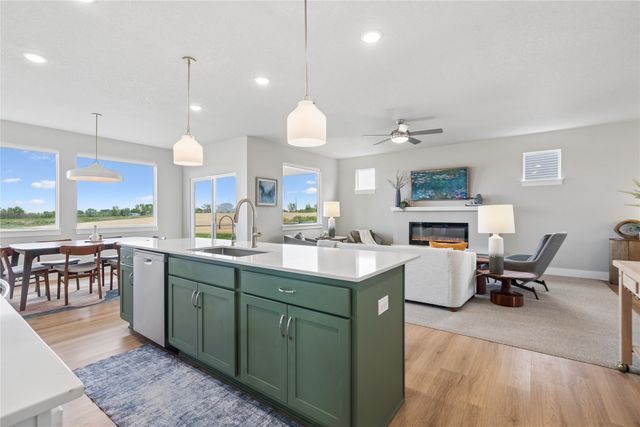 2924 Primrose Lane, Pella, IA 50219