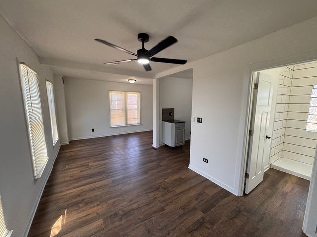 404 Sherman Street, Joliet, IL 60433