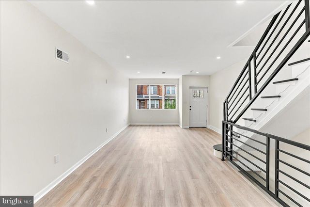 4142 DUNGAN ST, Philadelphia, PA 19124