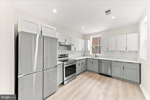 4142 DUNGAN ST, Philadelphia, PA 19124