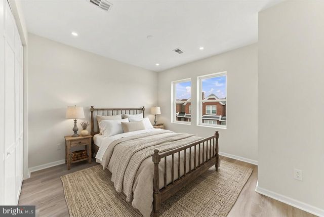 4142 DUNGAN ST, Philadelphia, PA 19124