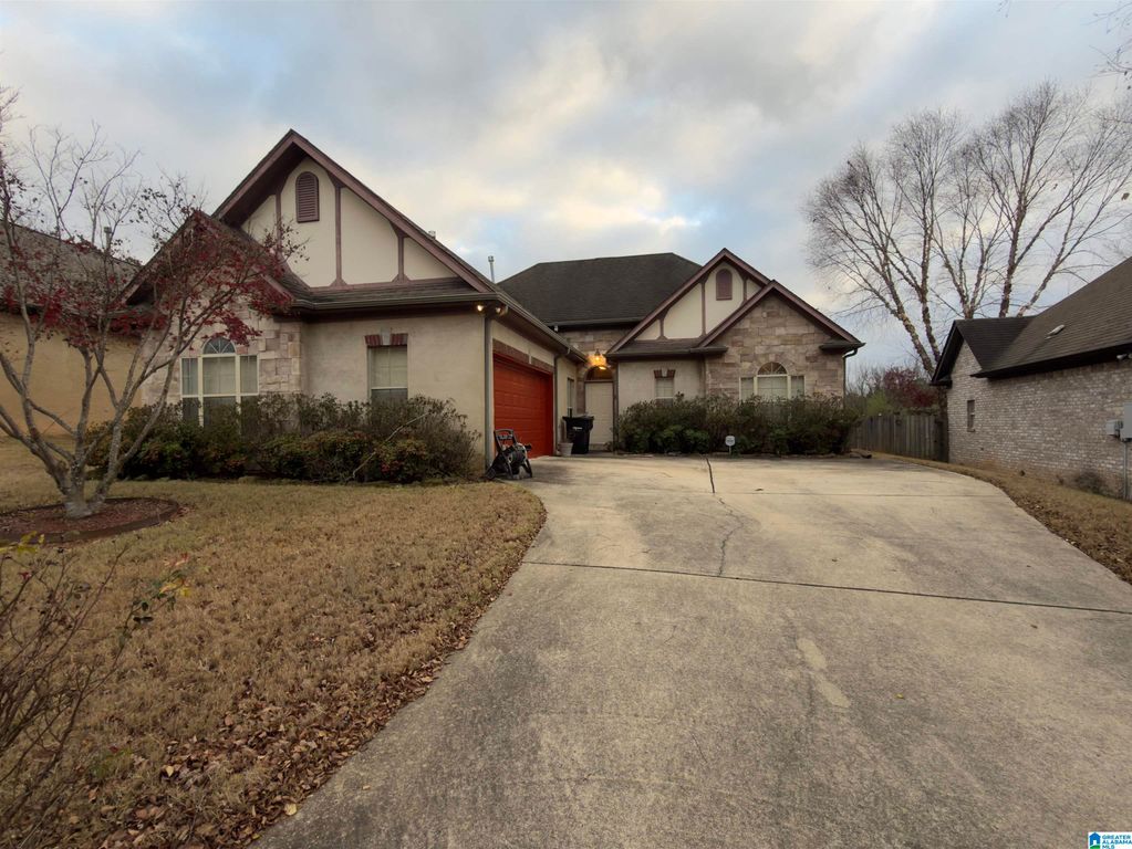 2961 SUMMIT DRIVE, Fultondale, AL 35068