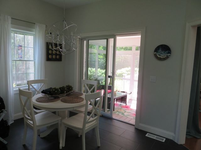 73 Hidden Bay Dr 73, Dartmouth, MA 02748