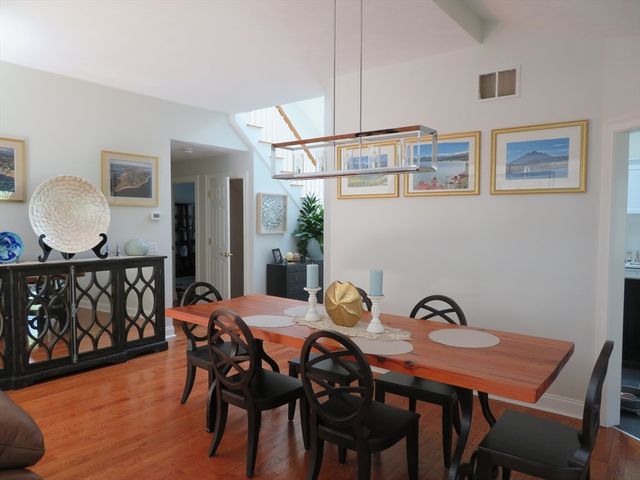 73 Hidden Bay Dr 73, Dartmouth, MA 02748
