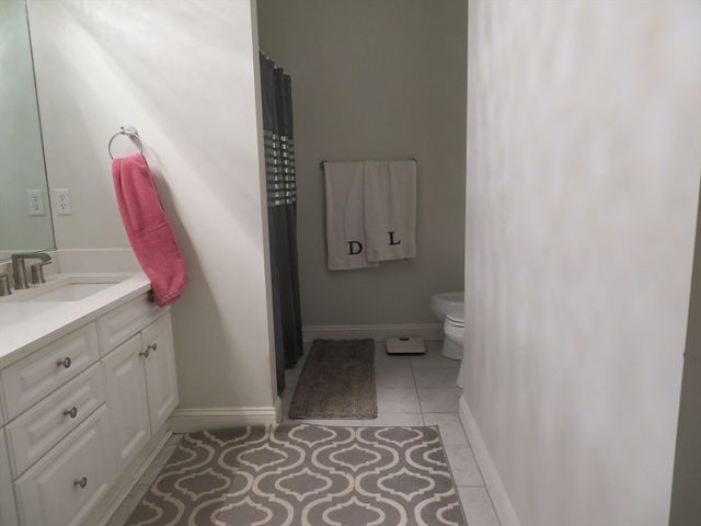 73 Hidden Bay Dr 73, Dartmouth, MA 02748