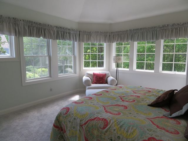 73 Hidden Bay Dr 73, Dartmouth, MA 02748