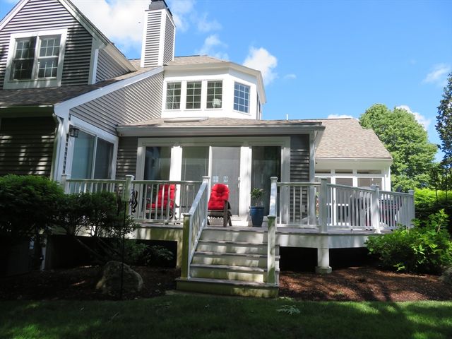 73 Hidden Bay Dr 73, Dartmouth, MA 02748