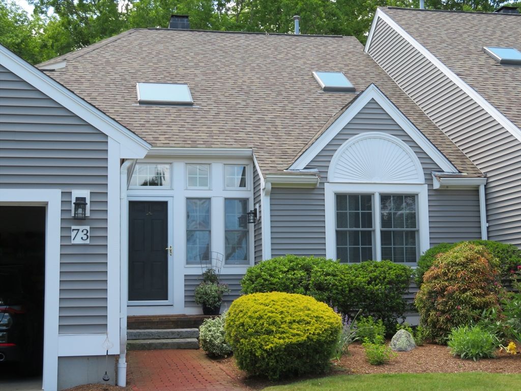 73 Hidden Bay Dr 73, Dartmouth, MA 02748
