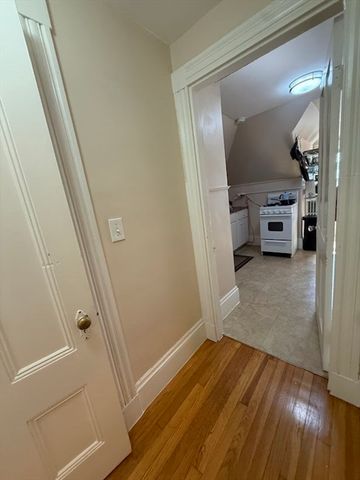 23 Parsons St 3, Boston, MA 02135