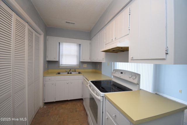 110 Concord Drive C, Greenville, NC 27834