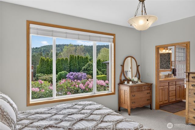 1019 Haddon Road, Anacortes, WA 98221