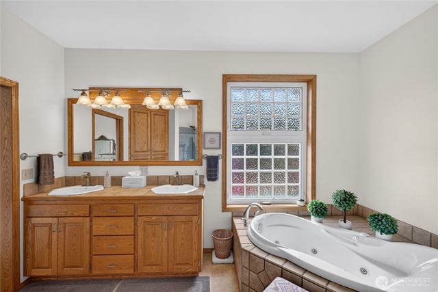 1019 Haddon Road, Anacortes, WA 98221