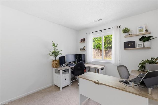 1716 Rueger St, Virginia Beach, VA 23464