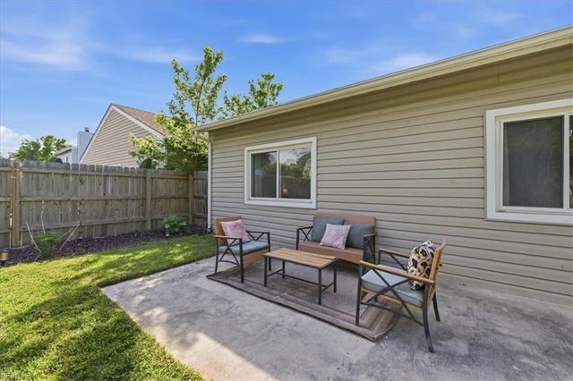 1716 Rueger St, Virginia Beach, VA 23464