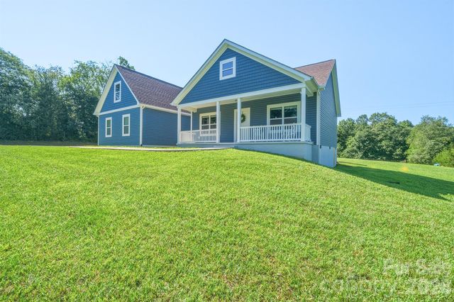 3154 NE 43RD Avenue, Hickory, NC 28601