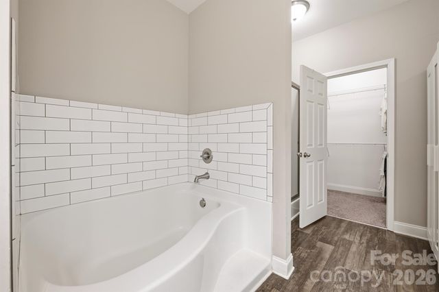 3154 NE 43RD Avenue, Hickory, NC 28601