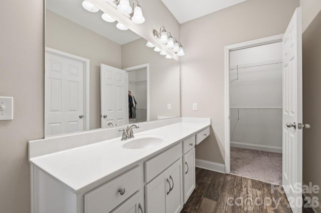 3154 NE 43RD Avenue, Hickory, NC 28601