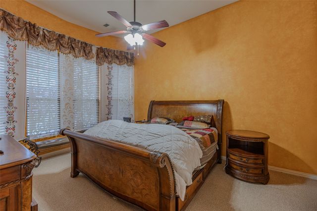 8313 Bayberry Avenue, Lantana, TX 76226