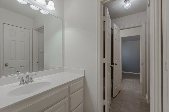 8313 Bayberry Avenue, Lantana, TX 76226