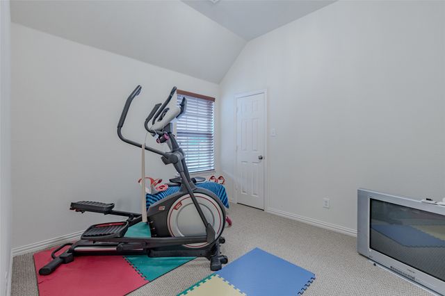 8313 Bayberry Avenue, Lantana, TX 76226