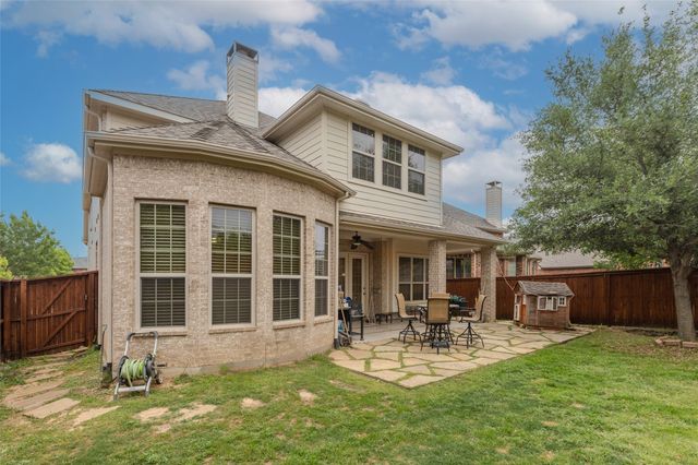 8313 Bayberry Avenue, Lantana, TX 76226