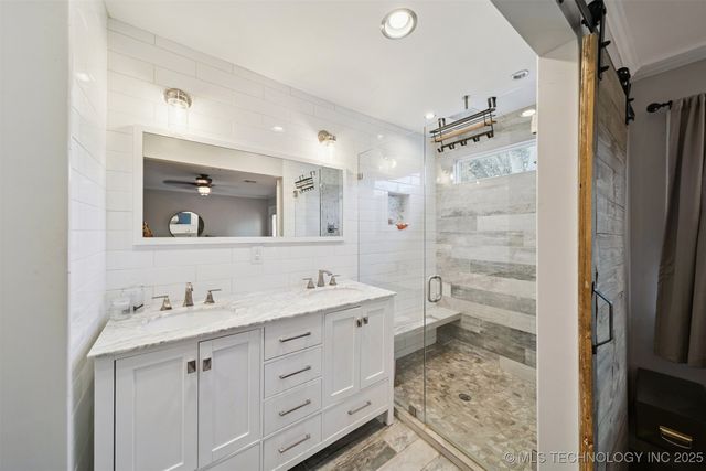 2340 S College Avenue S, Tulsa, OK 74114