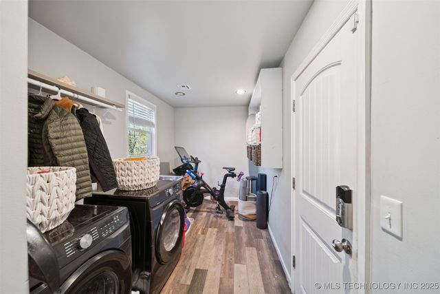 2340 S College Avenue S, Tulsa, OK 74114