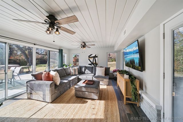 2340 S College Avenue S, Tulsa, OK 74114