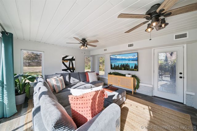 2340 S College Avenue S, Tulsa, OK 74114