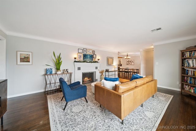 2340 S College Avenue S, Tulsa, OK 74114